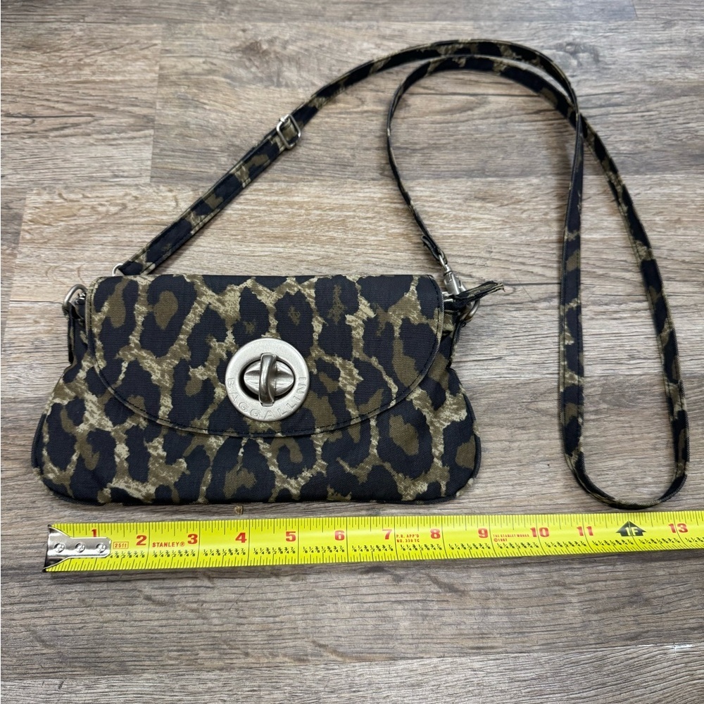 Baggallini Black and Tan Leopard Crossbody Bag